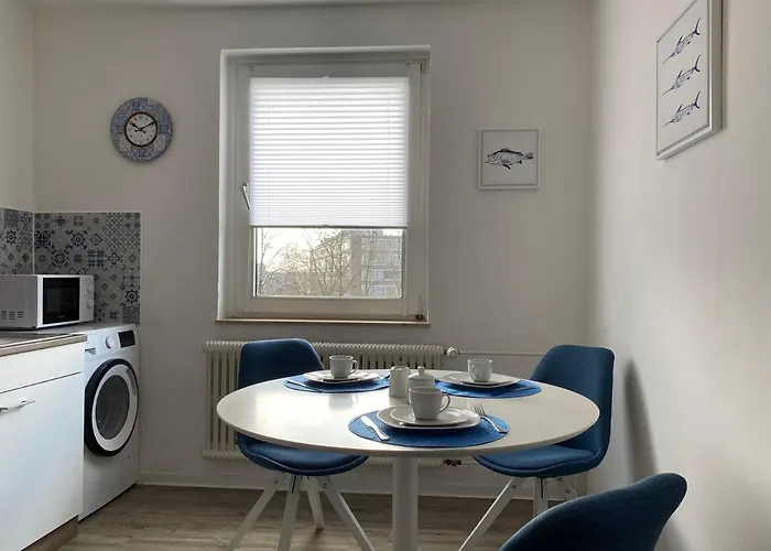 Blaue Insel Neben Hbf-duisburg דיסבורג